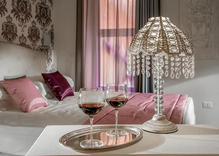 Visits 4* Roma